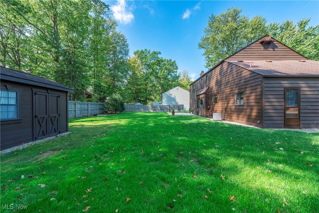 32581 Captains Galley Avon Lake OH 44012