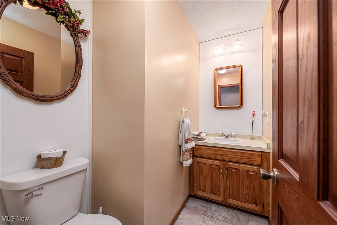 32581 Captains Galley Avon Lake OH 44012