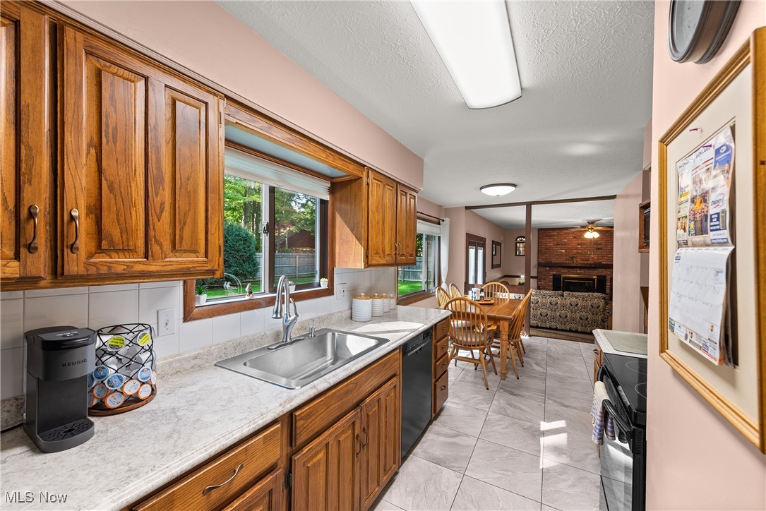 32581 Captains Galley Avon Lake OH 44012