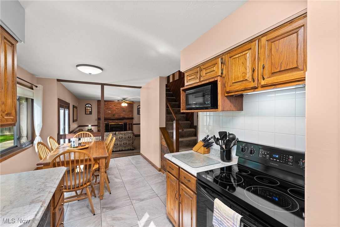 32581 Captains Galley Avon Lake OH 44012