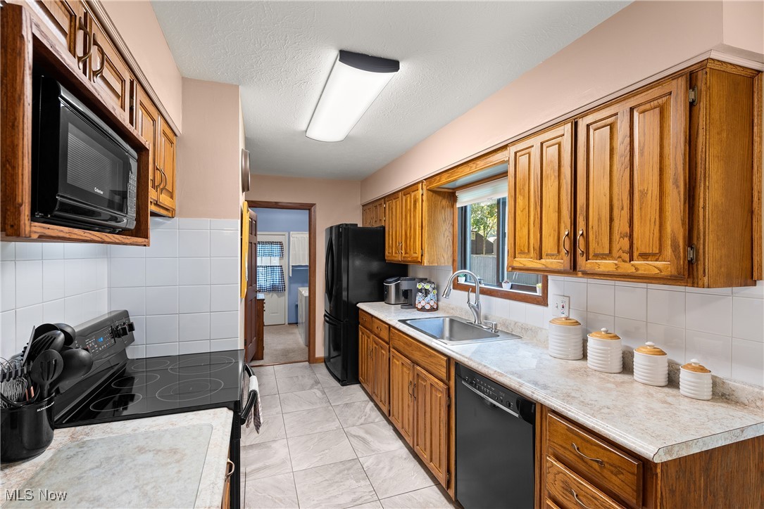 32581 Captains Galley Avon Lake OH 44012