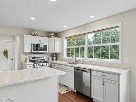 1418 Johns Road Clinton OH 44216