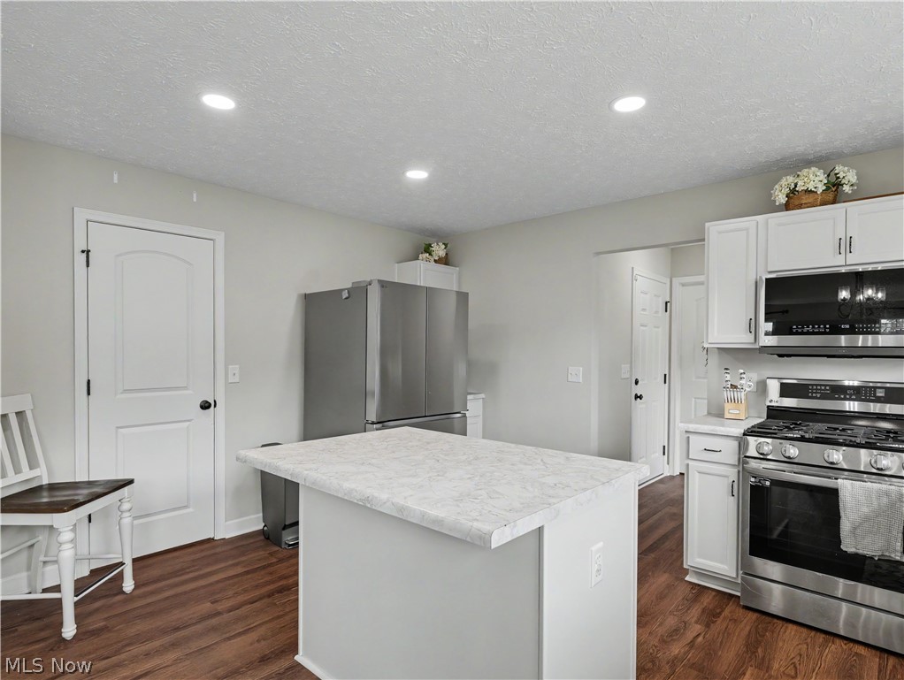 1418 Johns Road Clinton OH 44216