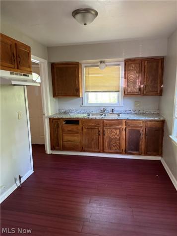 610 Elbon Avenue Akron OH 44306