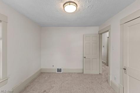155 Dellenberger Avenue Akron OH 44312
