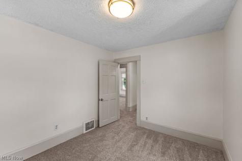 155 Dellenberger Avenue Akron OH 44312