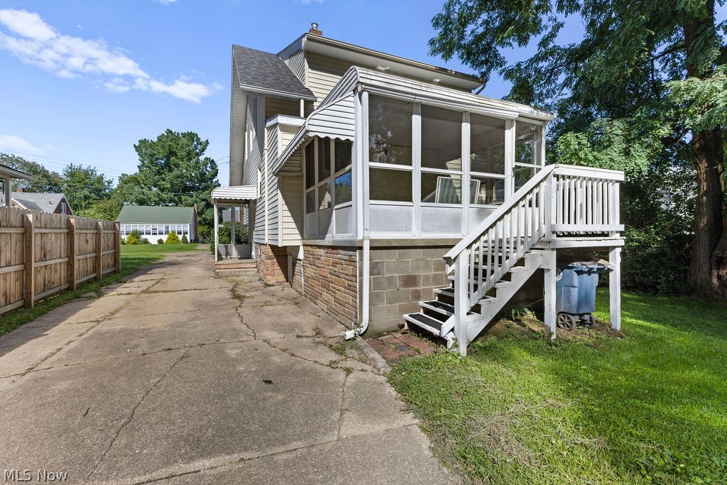 155 Dellenberger Avenue Akron OH 44312