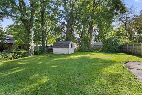 155 Dellenberger Avenue Akron OH 44312
