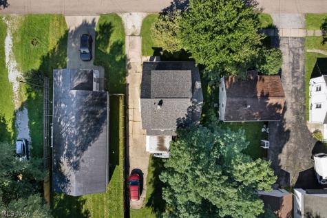 155 Dellenberger Avenue Akron OH 44312