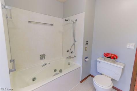 51883 Telegraph Amherst OH 44001