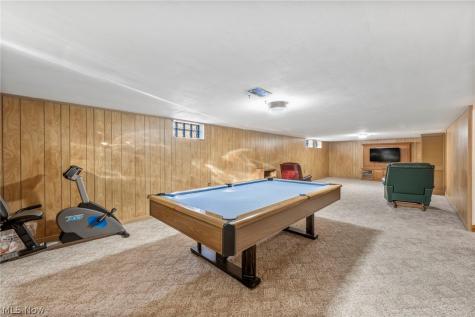 4208 Spring Crest Drive Brooklyn OH 44144