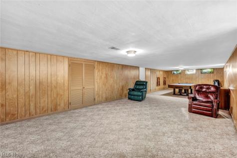 4208 Spring Crest Drive Brooklyn OH 44144