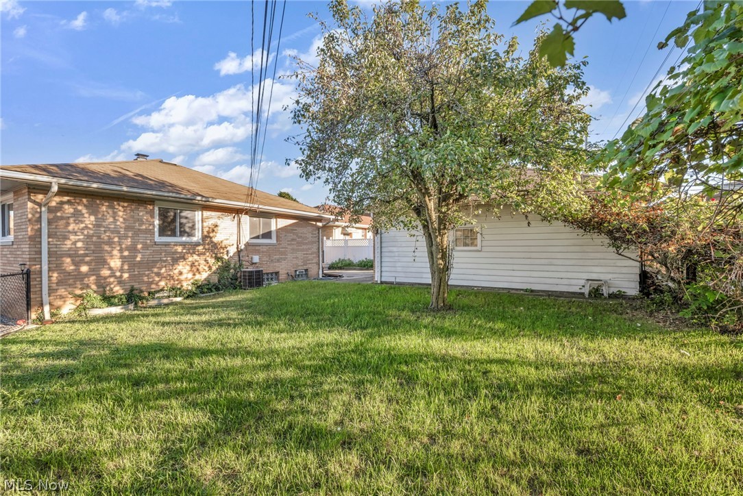 4208 Spring Crest Drive Brooklyn OH 44144