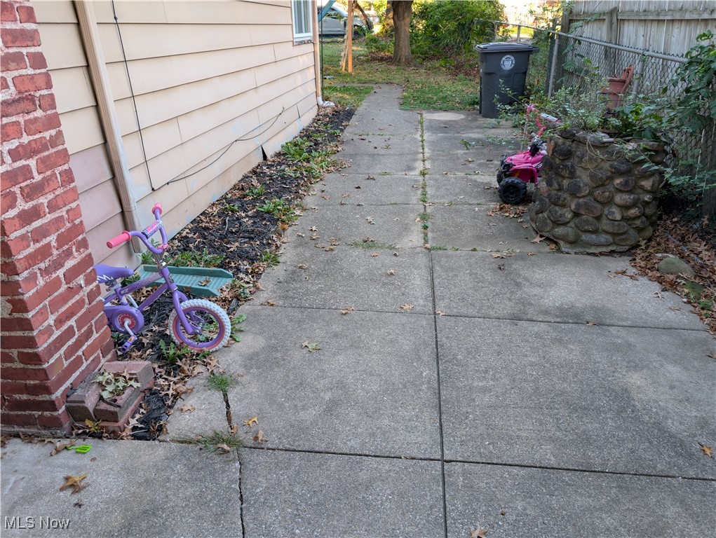 200 Stull Avenue Akron OH 44312