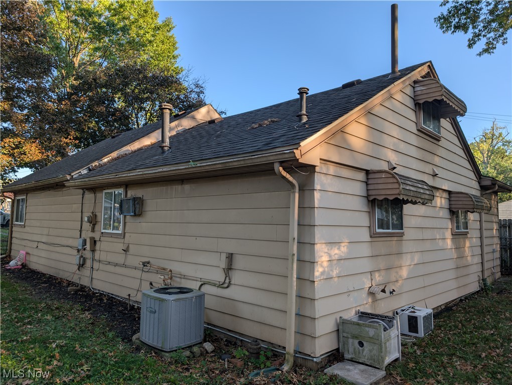 200 Stull Avenue Akron OH 44312