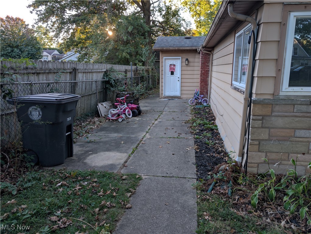 200 Stull Avenue Akron OH 44312