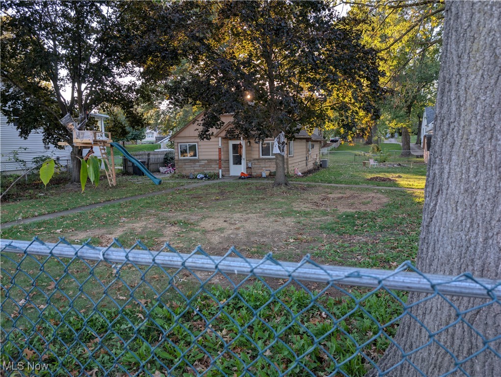 200 Stull Avenue Akron OH 44312