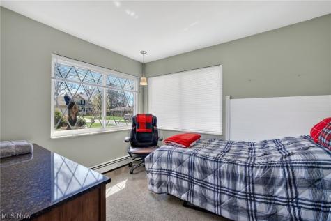 439 Knollwood Avenue Tallmadge OH 44278