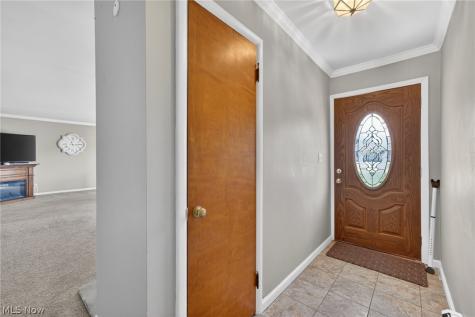 439 Knollwood Avenue Tallmadge OH 44278