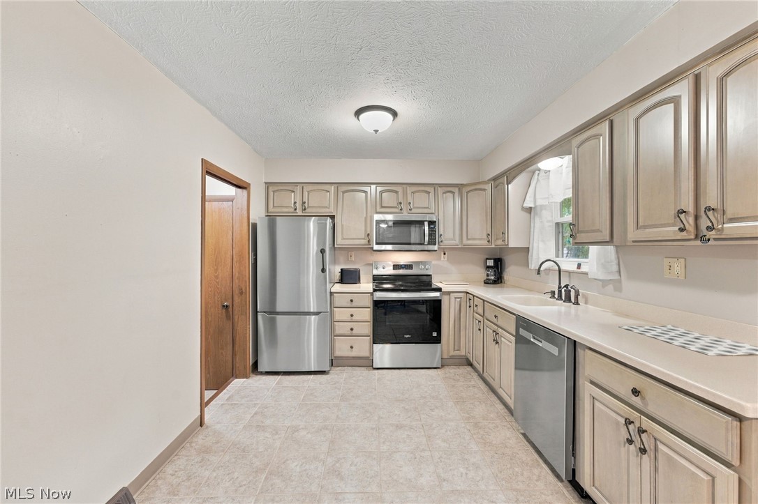 20182 Drake Road Strongsville OH 44149