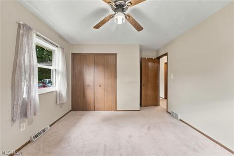 20182 Drake Road Strongsville OH 44149