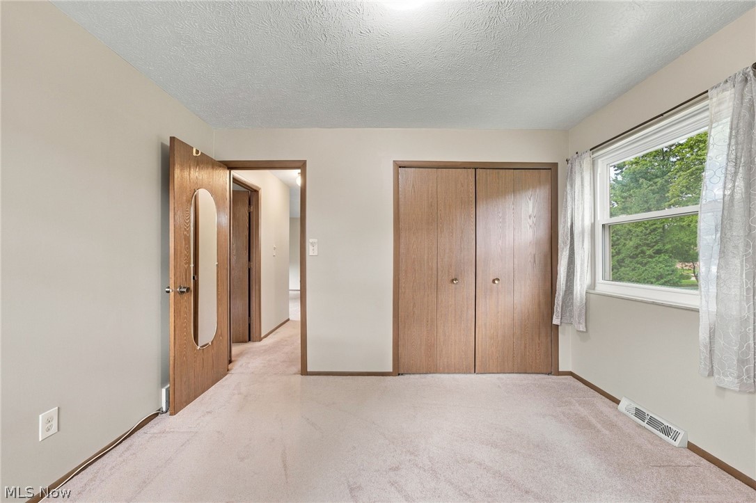 20182 Drake Road Strongsville OH 44149