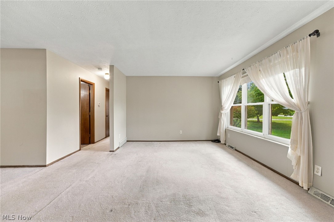 20182 Drake Road Strongsville OH 44149