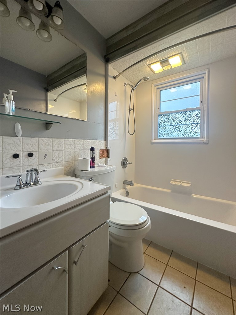 3824 Valacamp Avenue SE Warren OH 44484