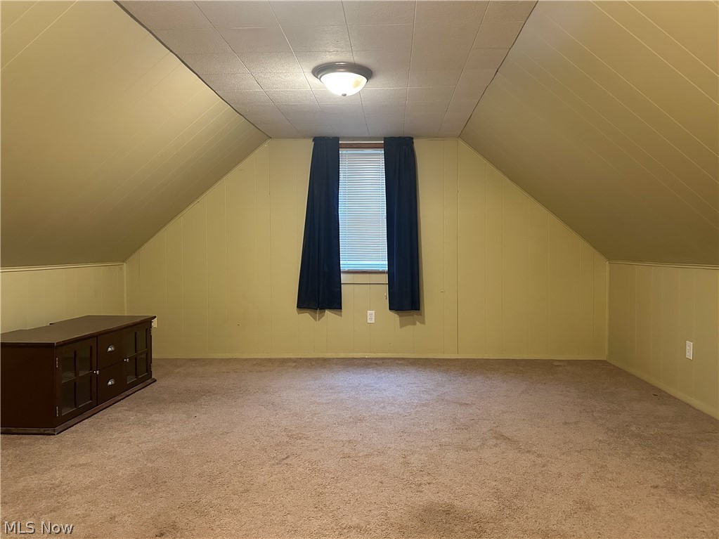 3824 Valacamp Avenue SE Warren OH 44484