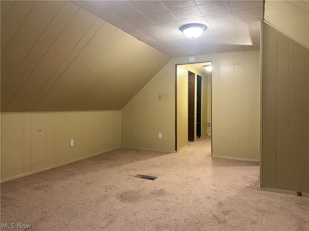 3824 Valacamp Avenue SE Warren OH 44484
