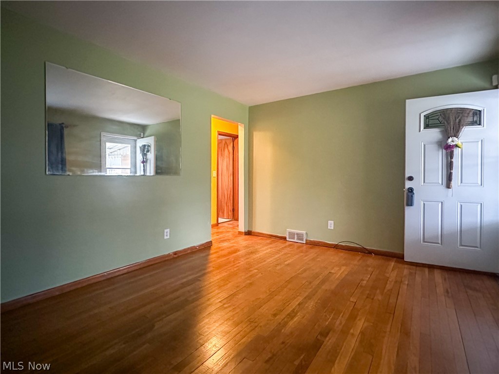 3824 Valacamp Avenue SE Warren OH 44484