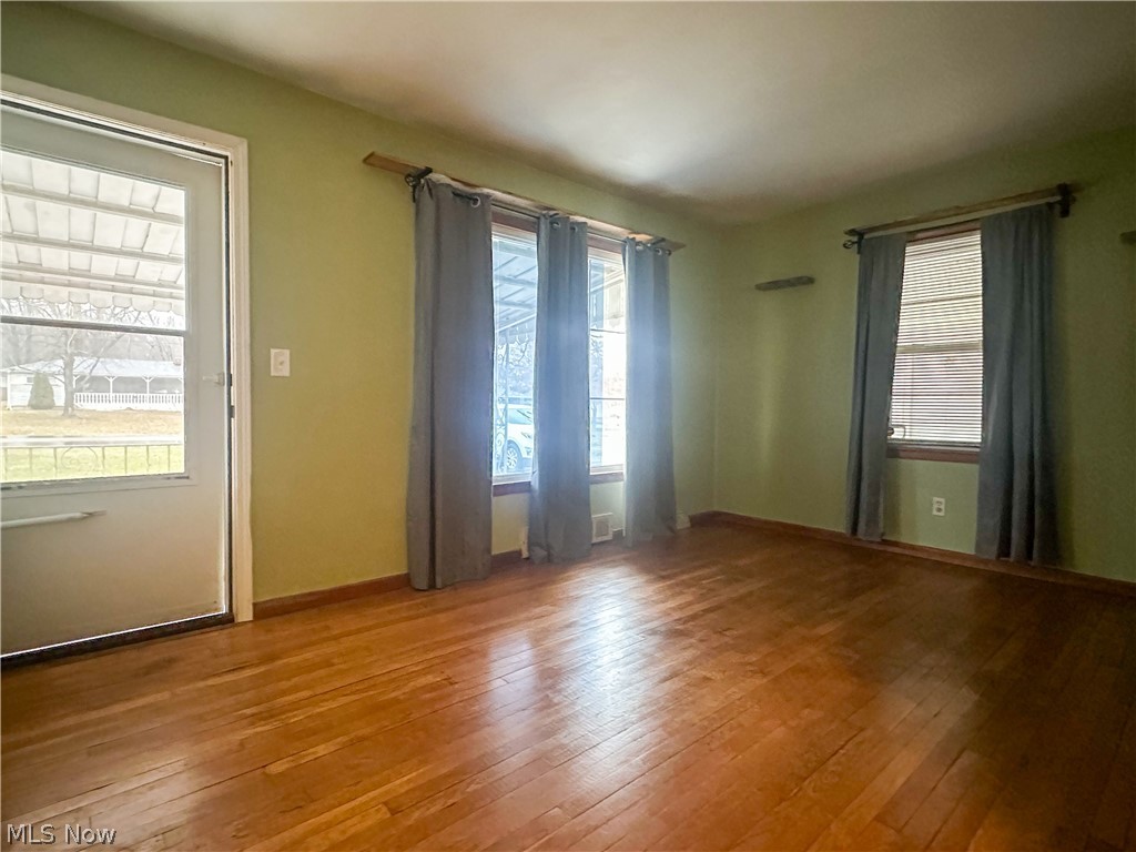 3824 Valacamp Avenue SE Warren OH 44484