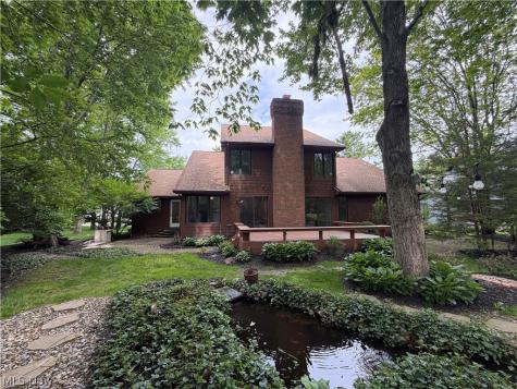 3464 Hunters Stow OH 44224