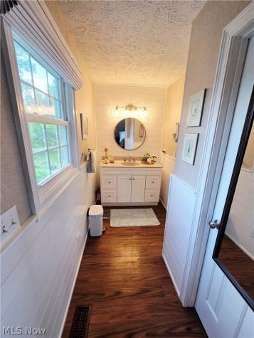 3753 Jaycox Road Avon OH 44011