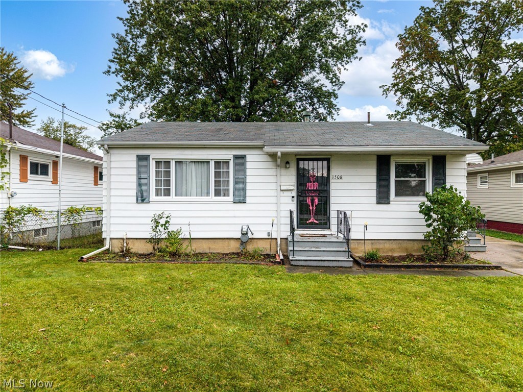 1506 New Hampshire Avenue Lorain OH 44052