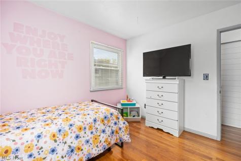 1506 New Hampshire Avenue Lorain OH 44052