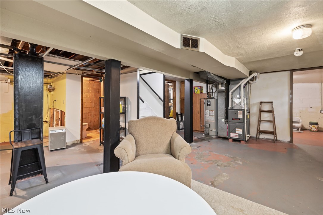 1506 New Hampshire Avenue Lorain OH 44052