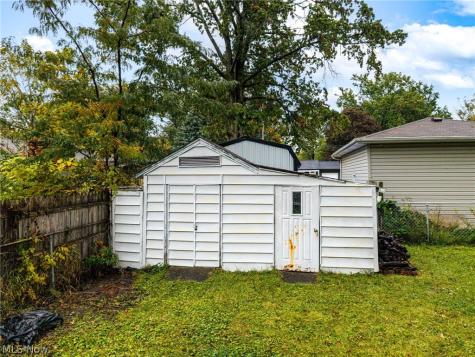 1506 New Hampshire Avenue Lorain OH 44052