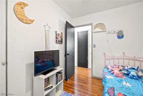 1506 New Hampshire Avenue Lorain OH 44052