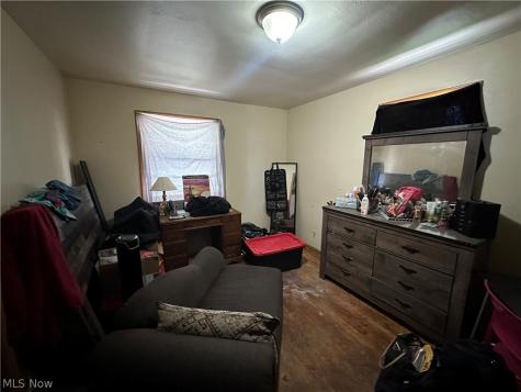 722 Miller Street Youngstown OH 44502