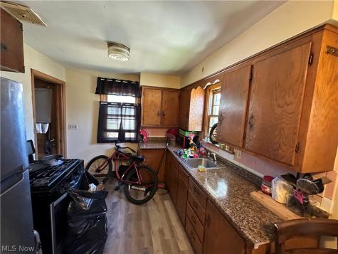 722 Miller Street Youngstown OH 44502