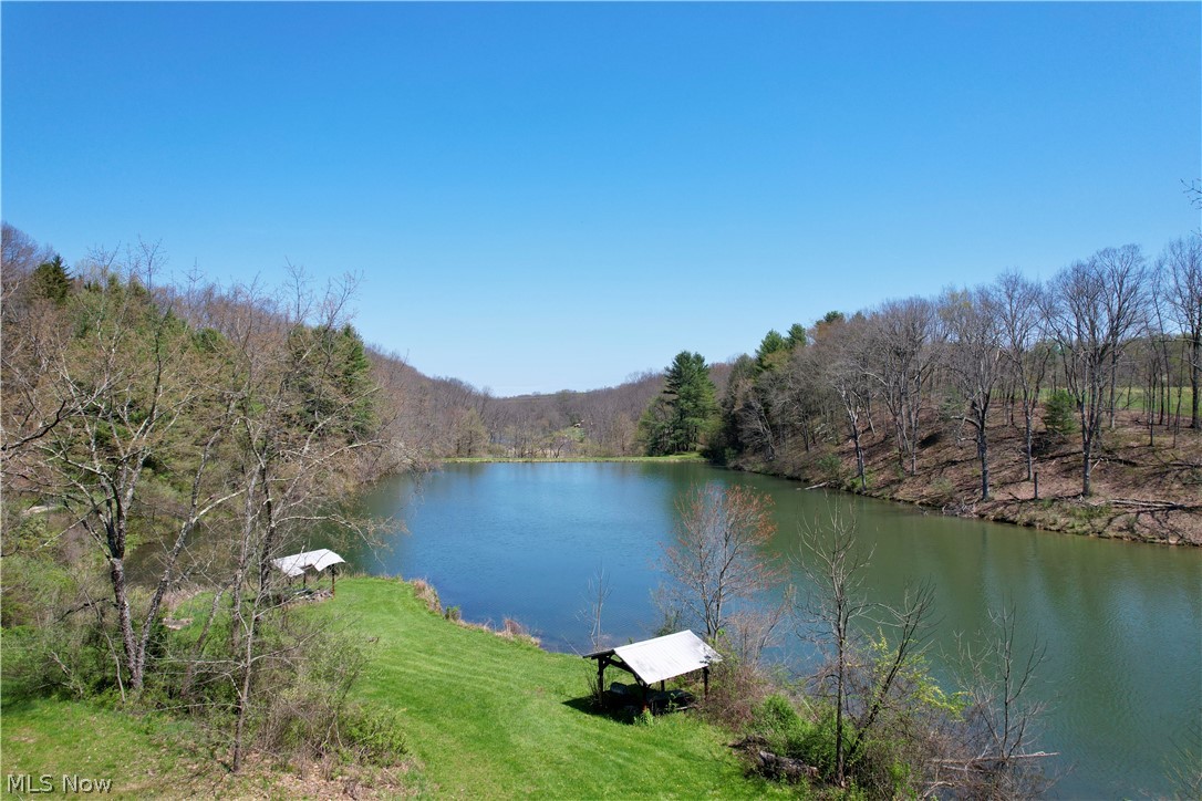 4101 Peace Road SE Carrollton OH 44615