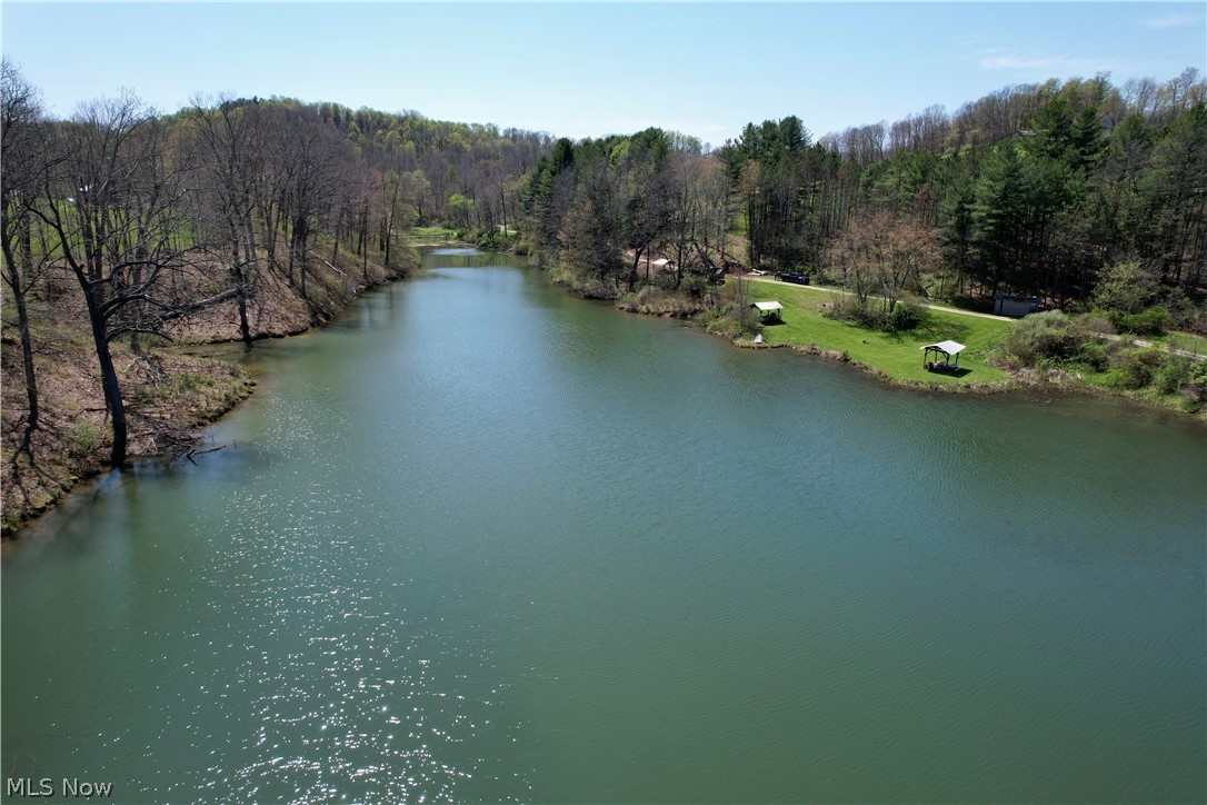 4101 Peace Road SE Carrollton OH 44615
