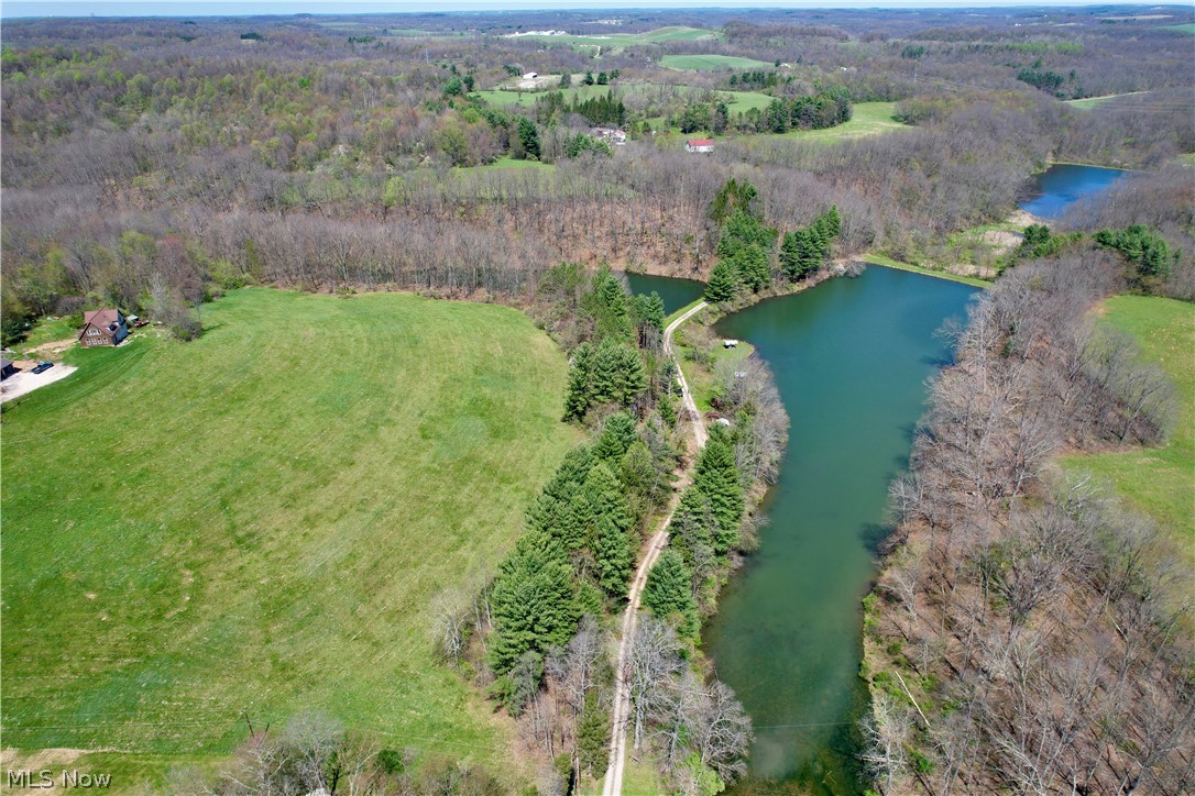 4101 Peace Road SE Carrollton OH 44615