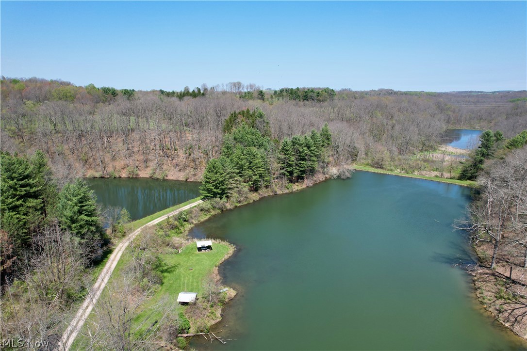4101 Peace Road SE Carrollton OH 44615