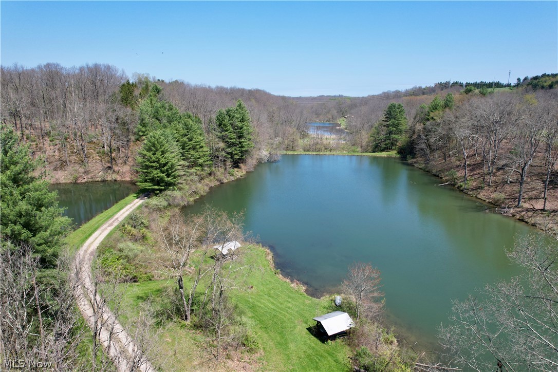 4101 Peace Road SE Carrollton OH 44615
