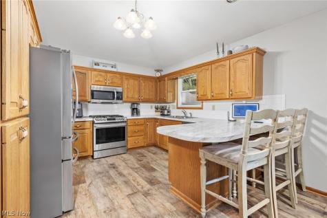 227 E Easton Road Creston OH 44217