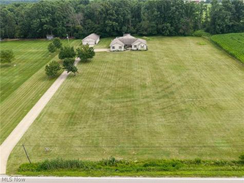 227 E Easton Road Creston OH 44217