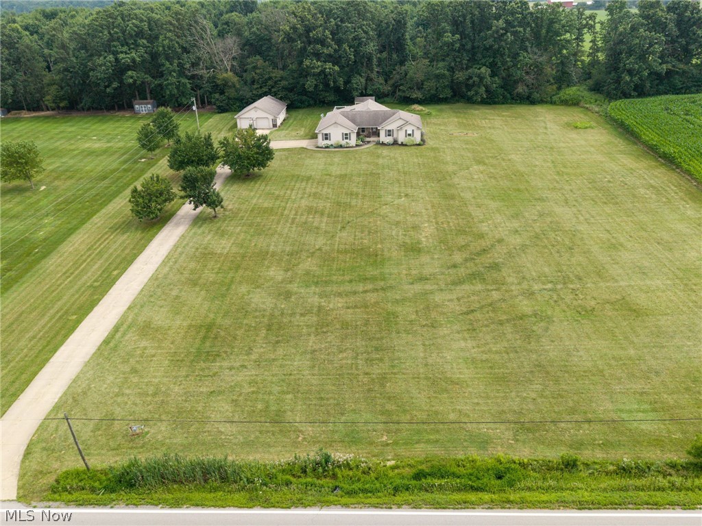 227 E Easton Road Creston OH 44217
