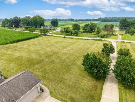 227 E Easton Road Creston OH 44217